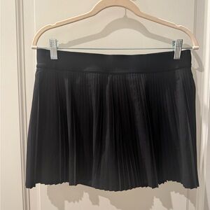 Lululemon High Riss Black Pleated Tennis Skirt